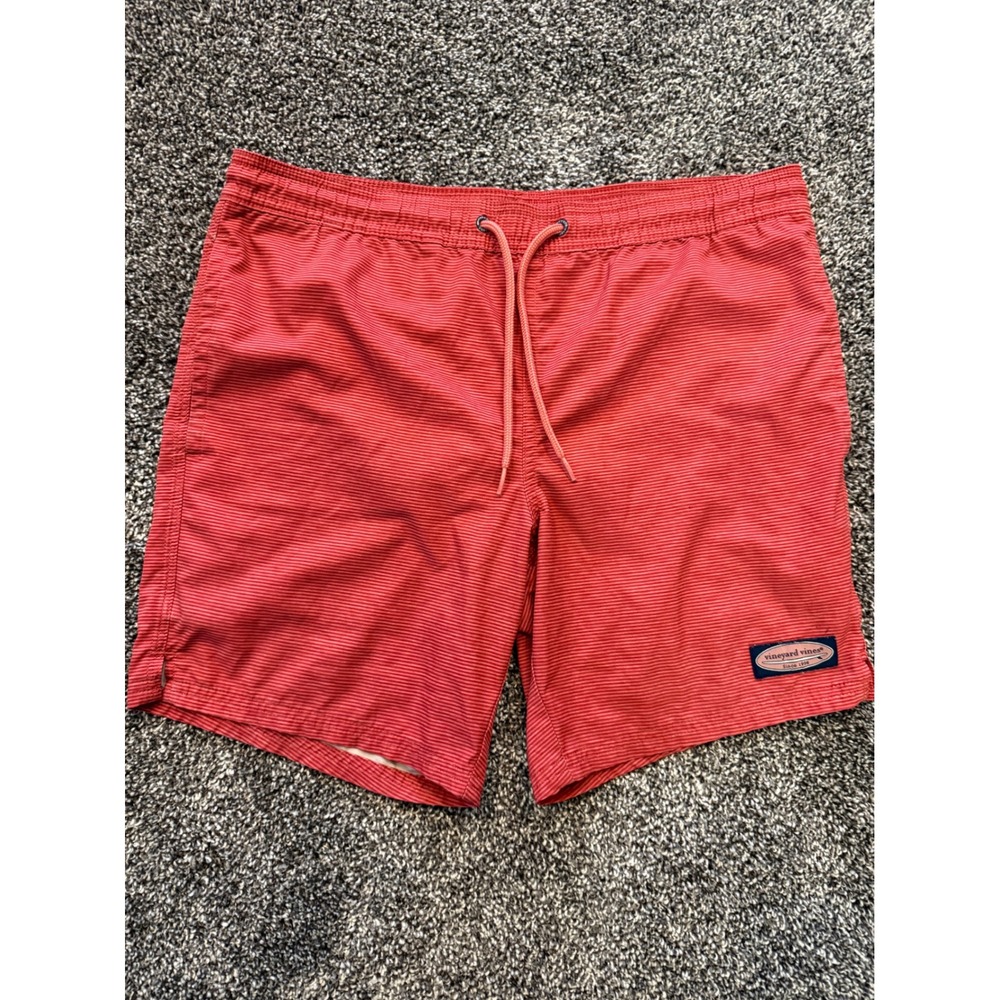 Vineyard Vines Mens XS Red Striped Chappy Swim Trunks Board Shorts Mesh Lined